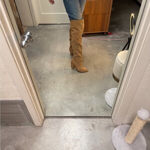 Buttery Soft Bond & Treasure Tan Knee-High Boots—Size 11